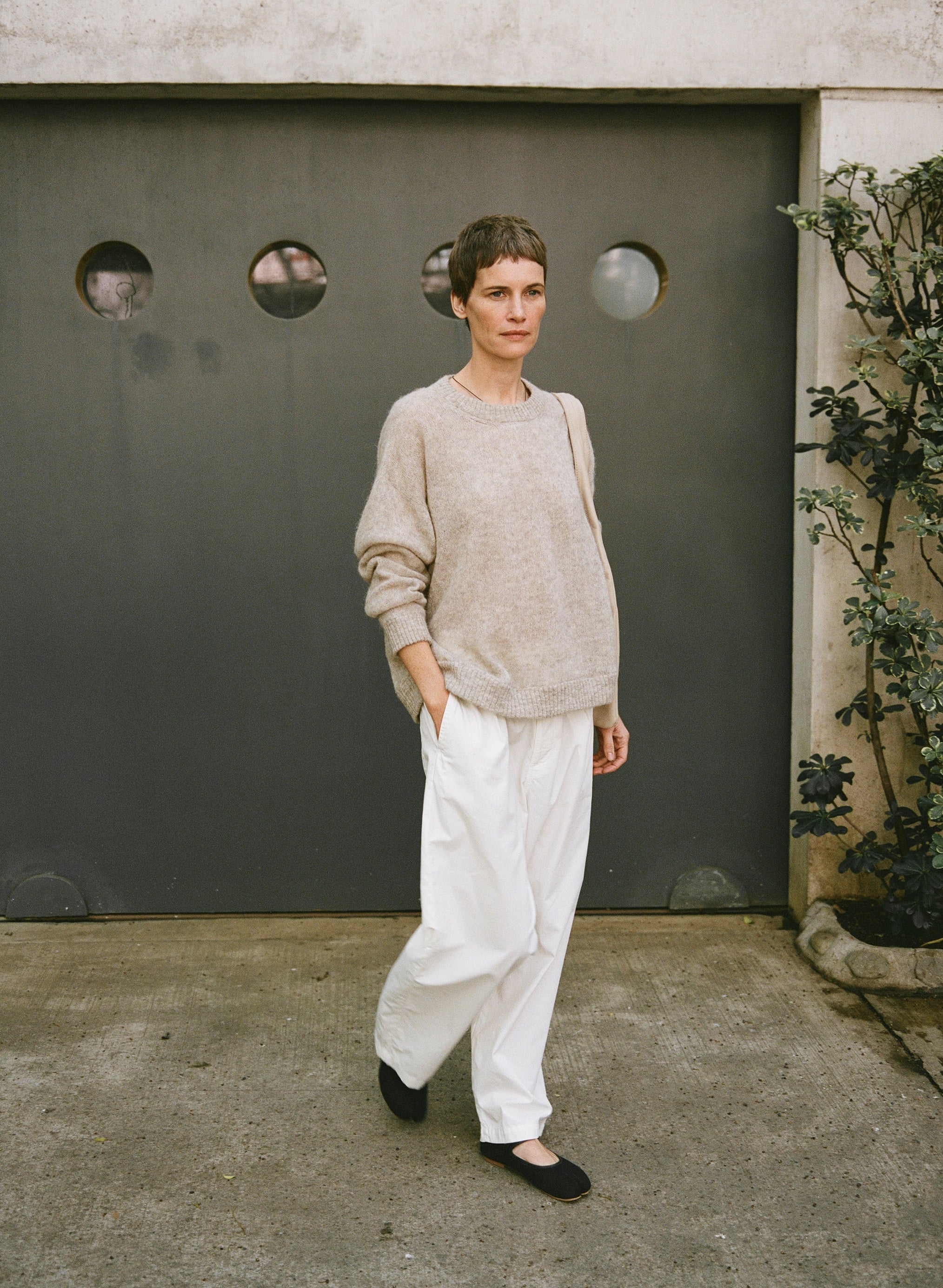 Chleo Crew, Sheer Alpaca Blend, Oatmeal