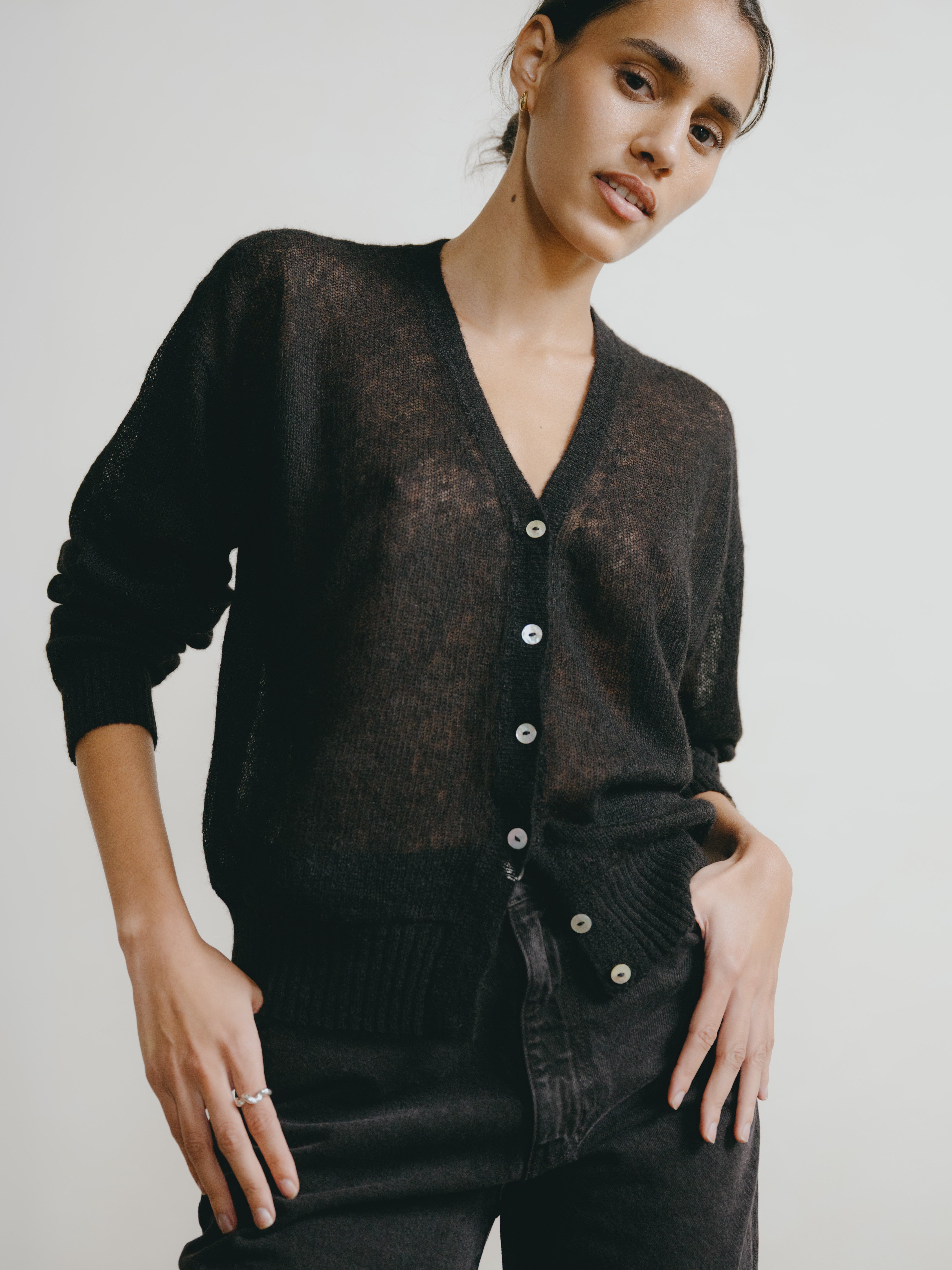 Perla Cardi, Sheer Alpaca Blend, Black