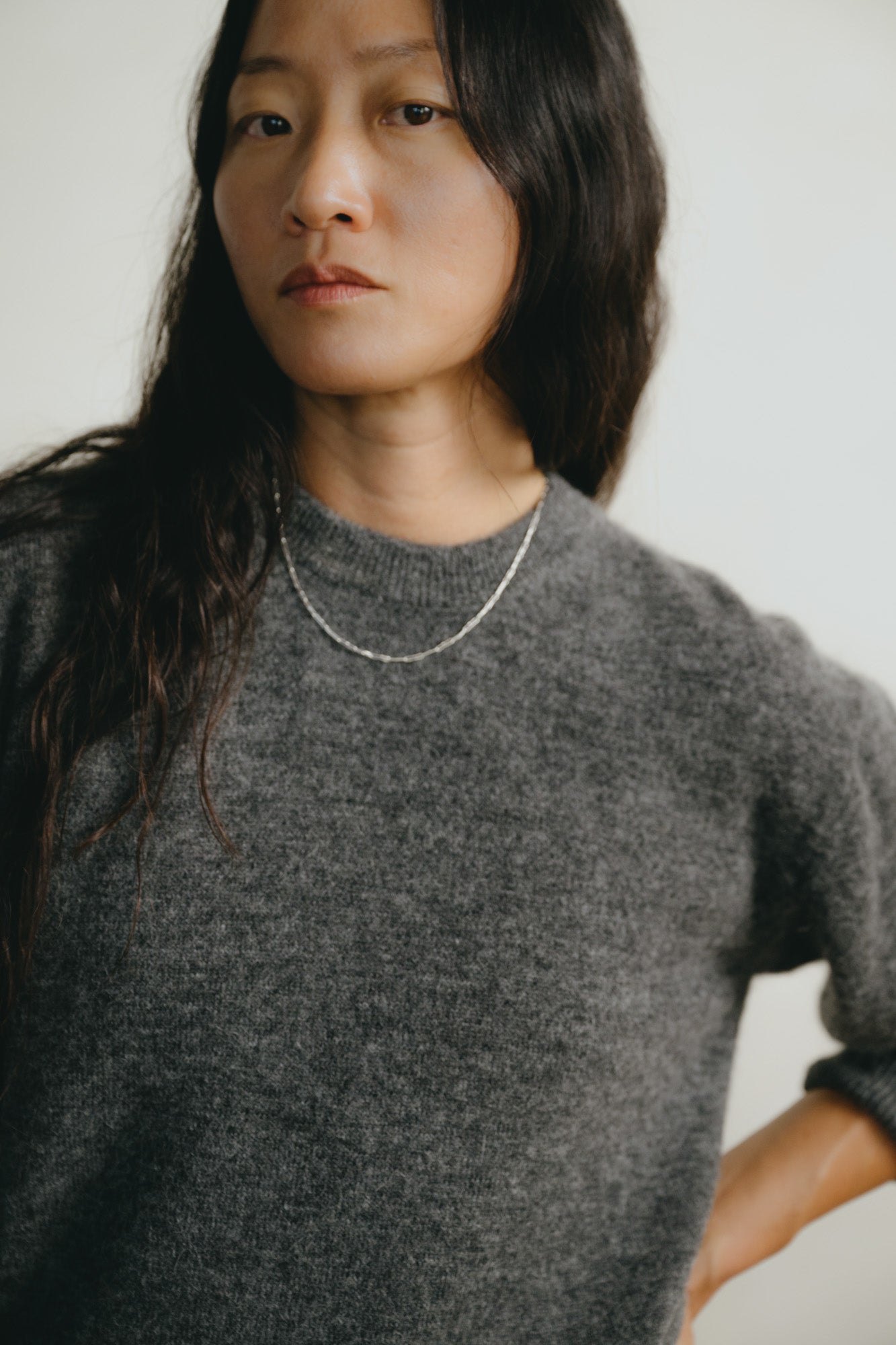 Ines Crew, Midweight Alpaca Blend, Dark Grey