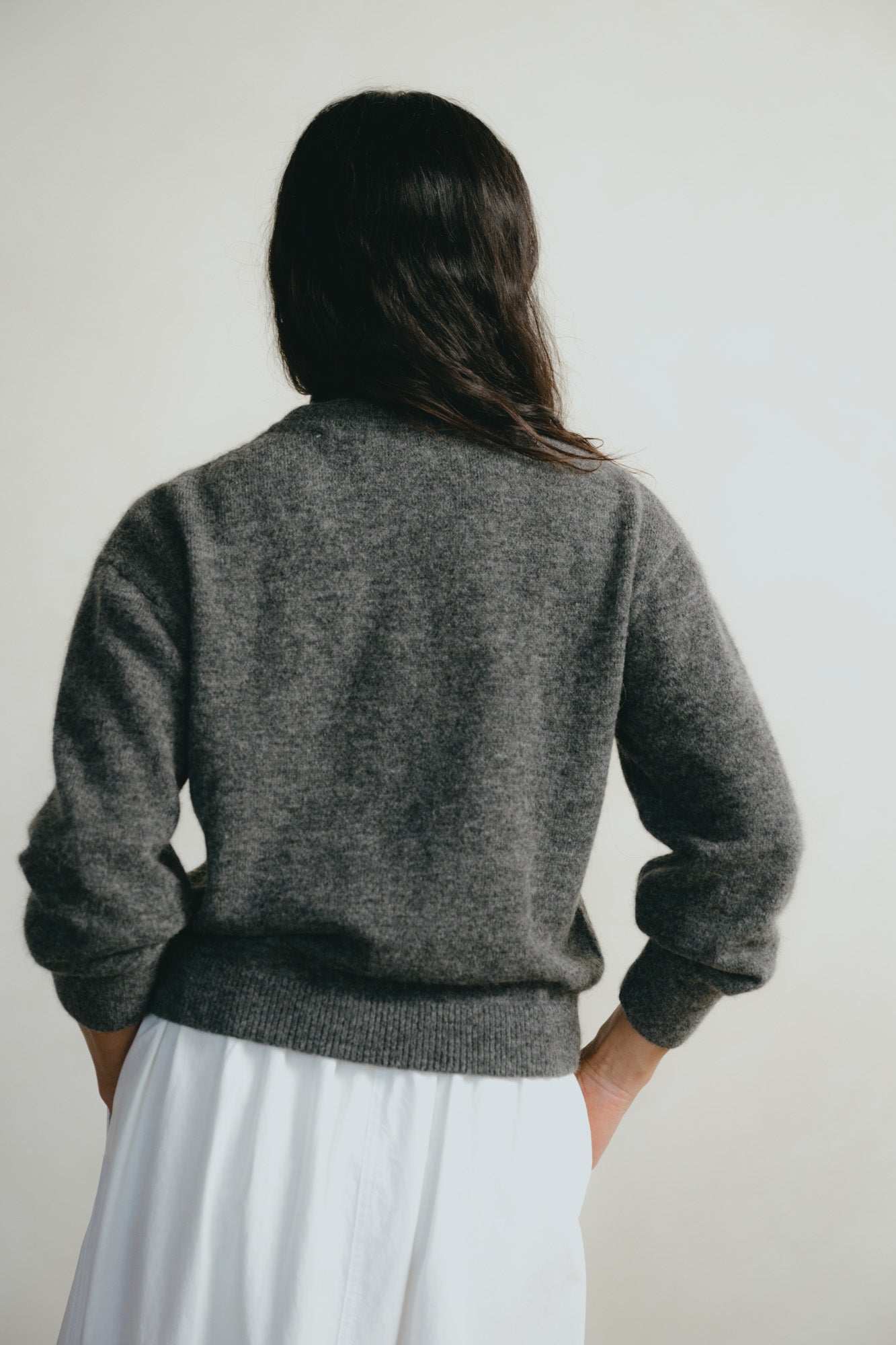 Ines Crew, Midweight Alpaca Blend, Dark Grey