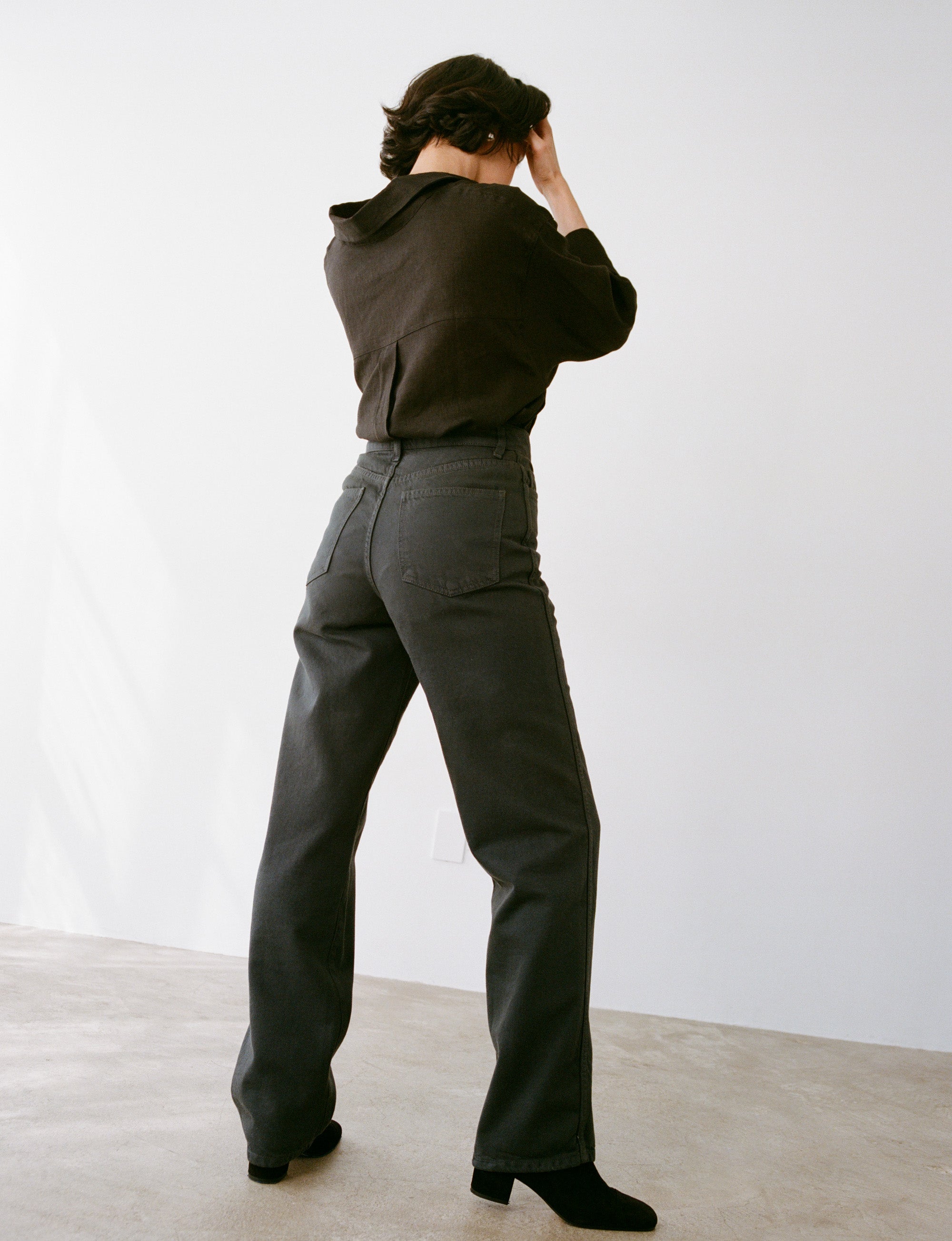 Classic Straight Jean, Tencel Bull Denim, Black | OZMA