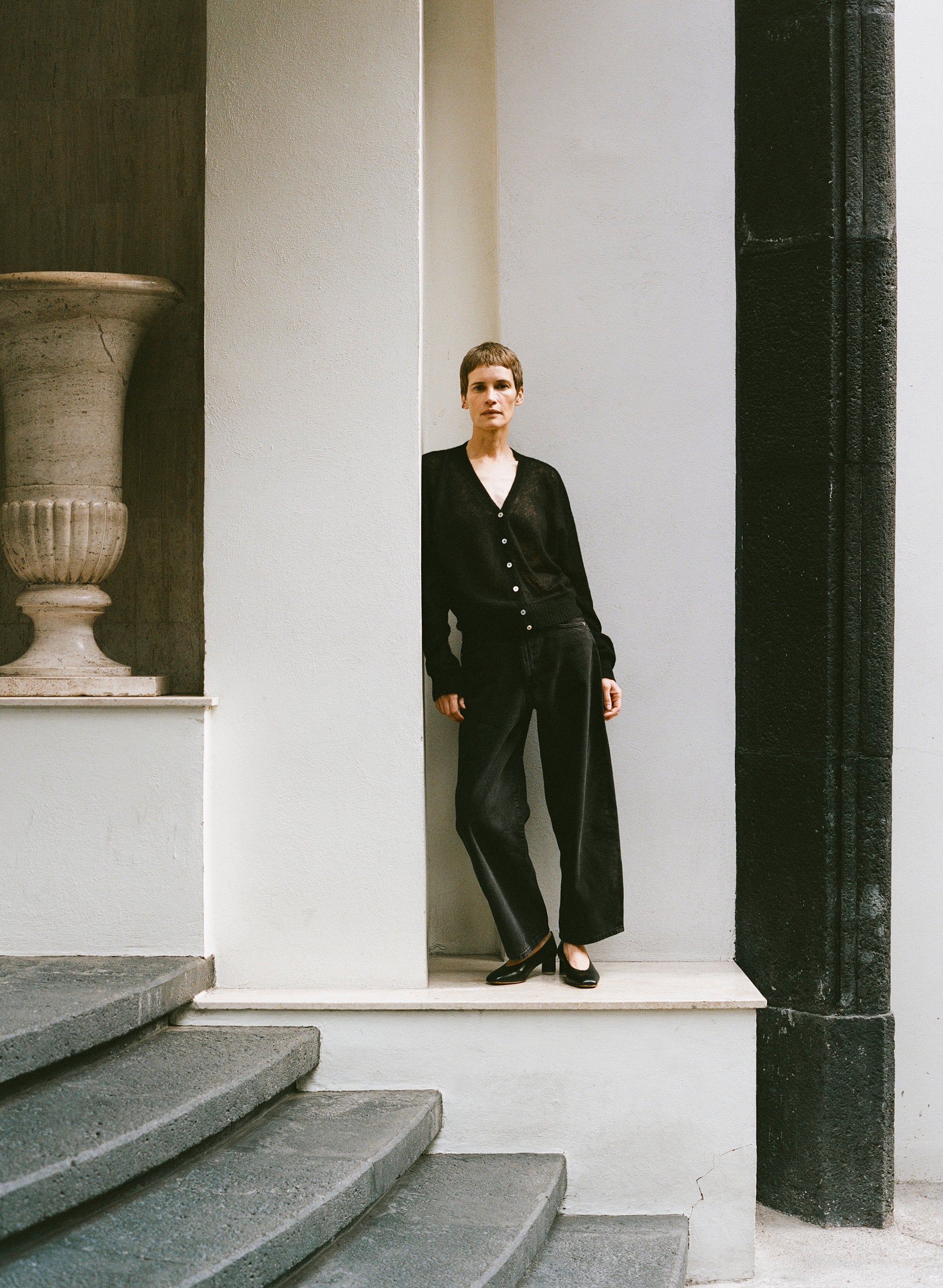 Perla Cardi, Sheer Alpaca Blend, Black