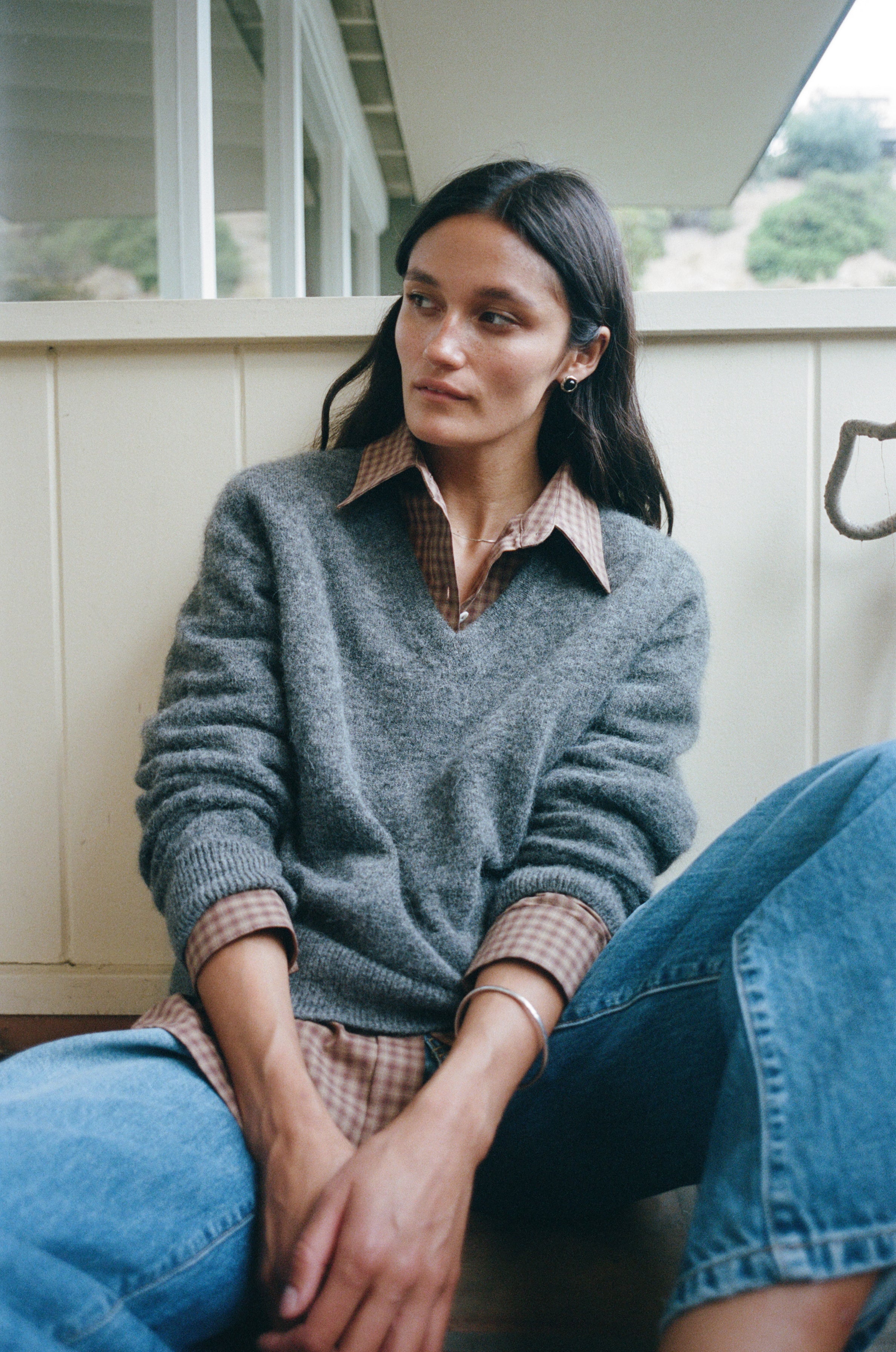 Alejo V-Neck, Midweight Alpaca Blend, Dark Grey