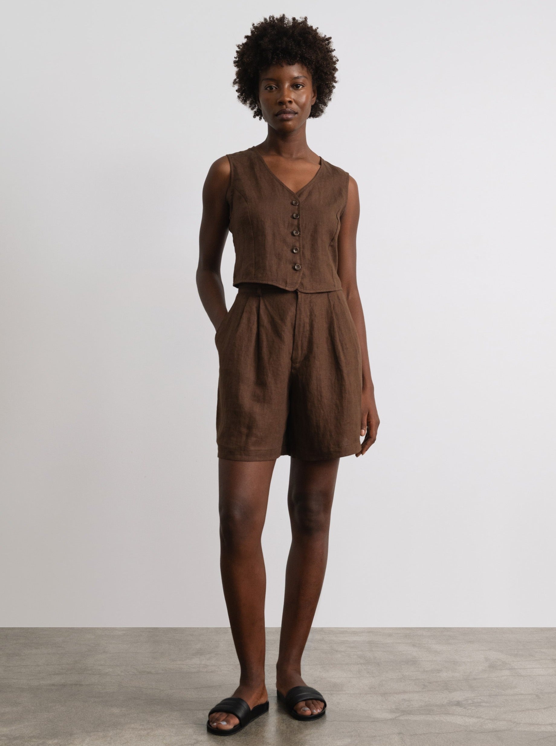 (Imperfect) Pfeiffer Short, Laundered Linen, Manzanita