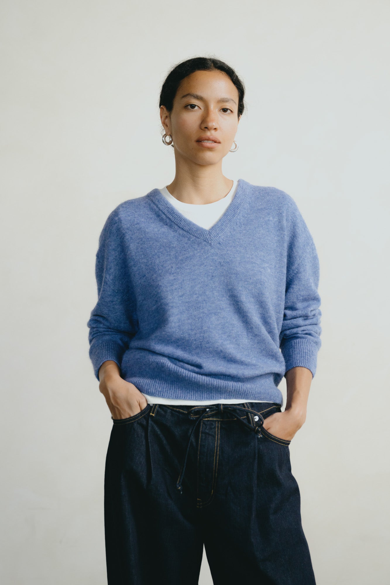 Alejo V-Neck, Midweight Alpaca Blend, Cornflower