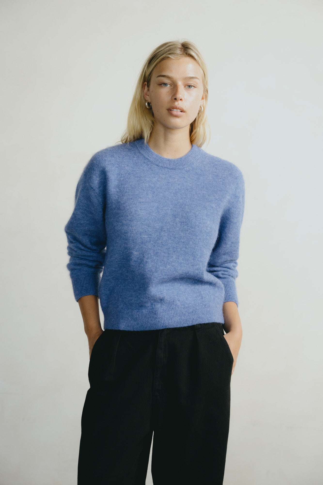Ines Crew, Midweight Alpaca Blend, Cornflower