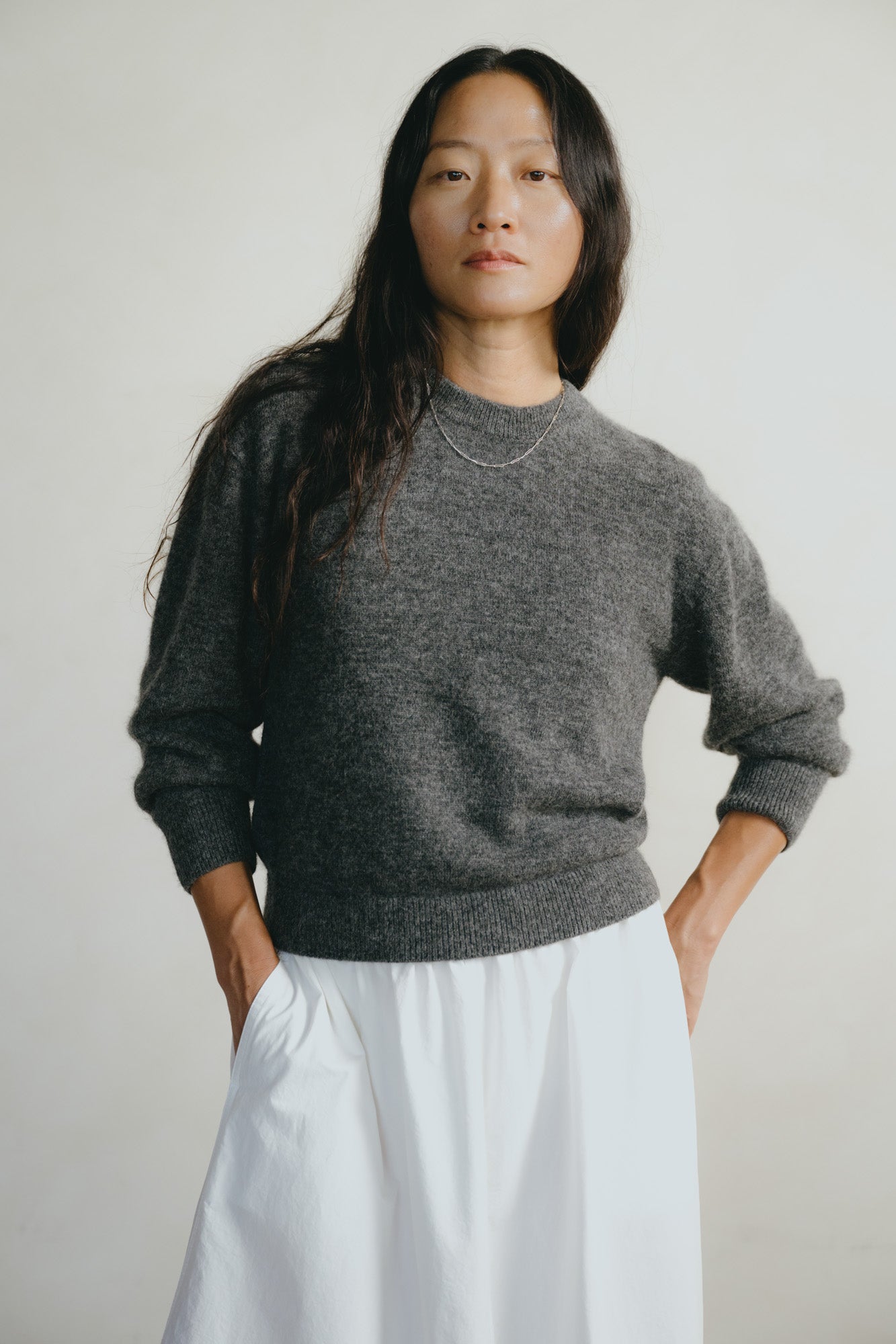 Ines Crew, Midweight Alpaca Blend, Dark Grey