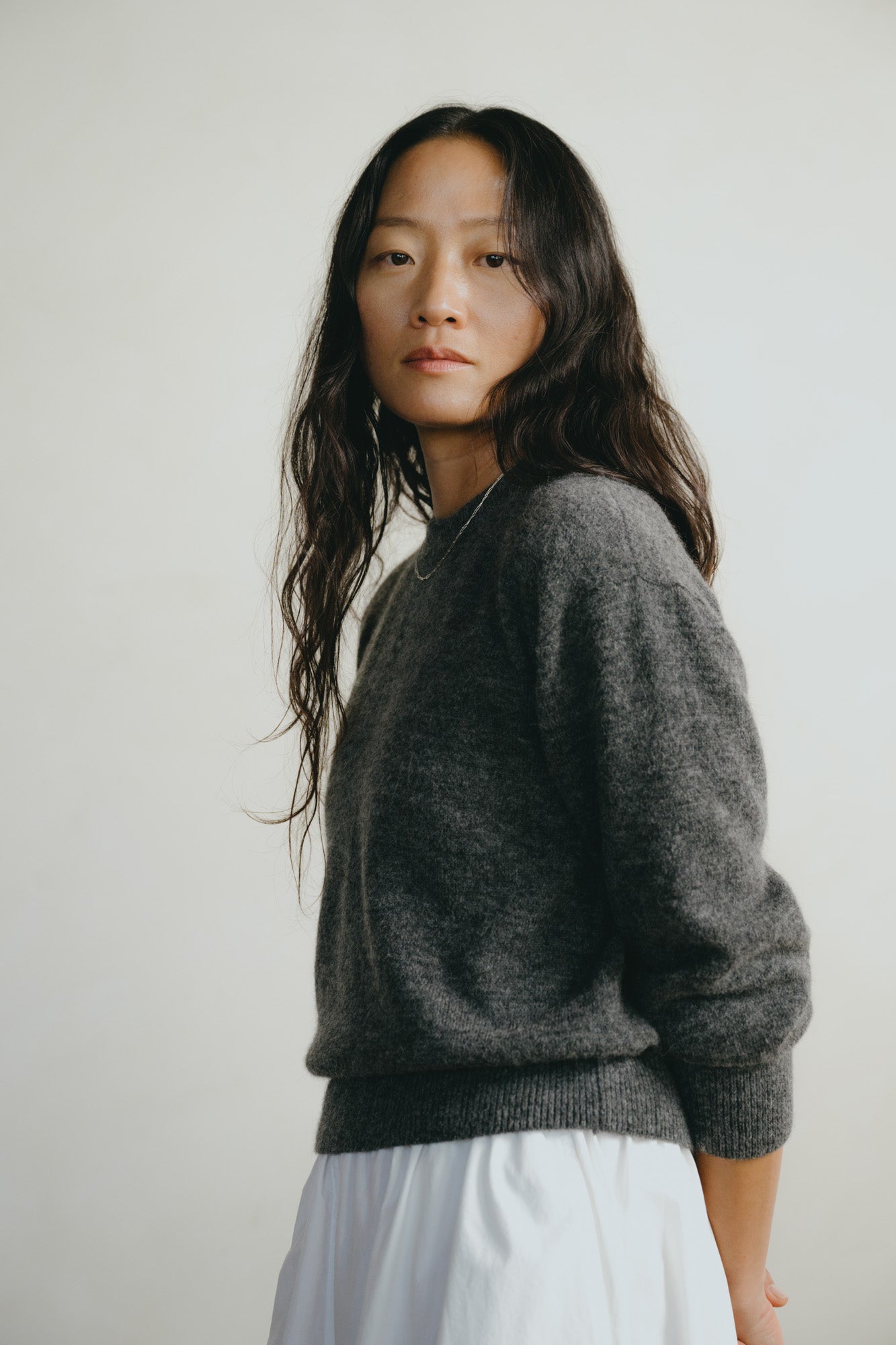 Ines Crew, Midweight Alpaca Blend, Dark Grey