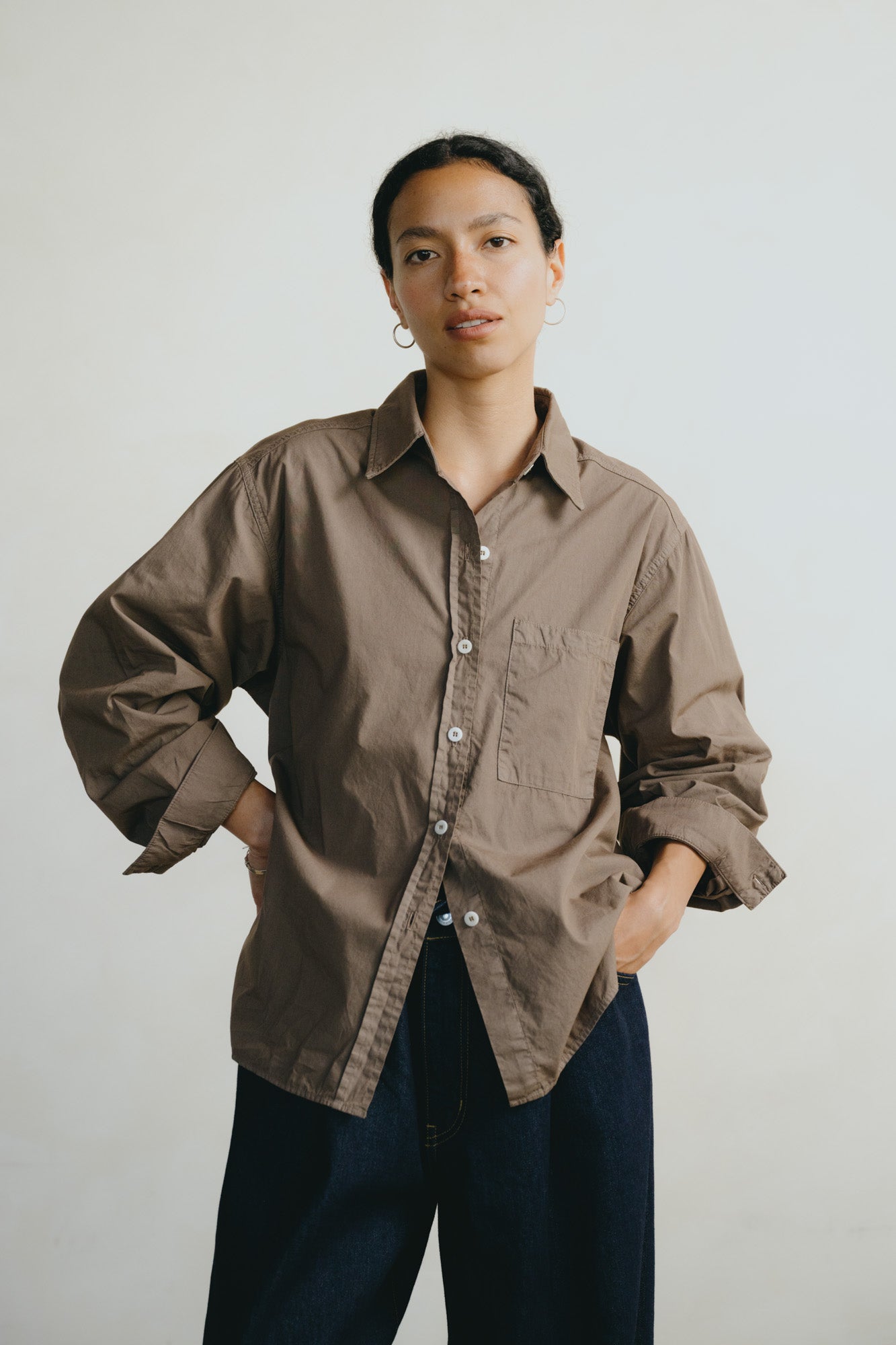 Marcie Shirt, Organic Poplin, Shiitake
